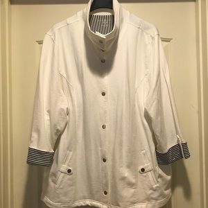 Lovely white with blue accents on quarter sleeves